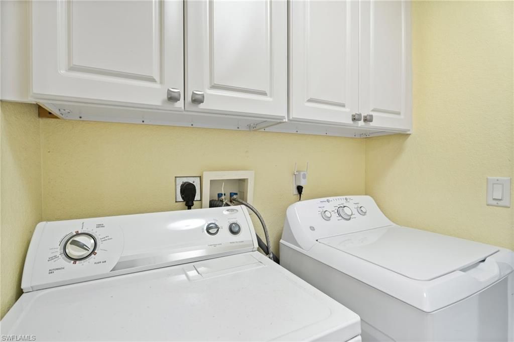 4813 SW 25th Ct, Cape Coral, FL 33914 Photo