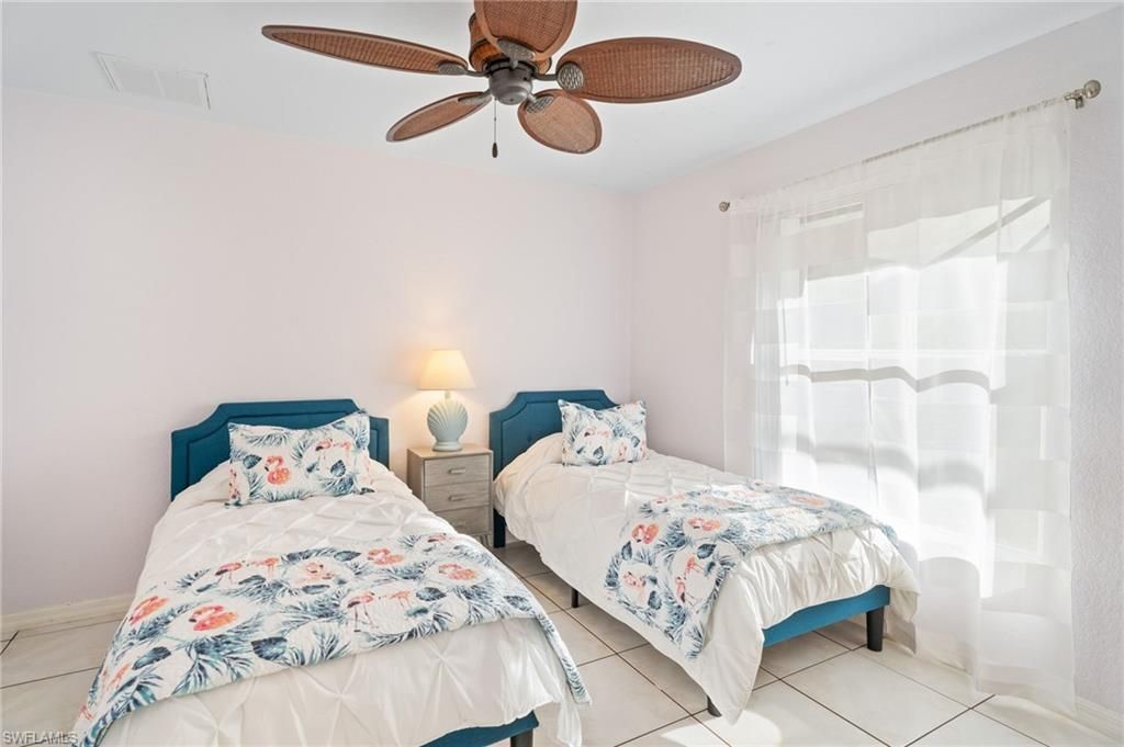 4813 SW 25th Ct, Cape Coral, FL 33914 Photo