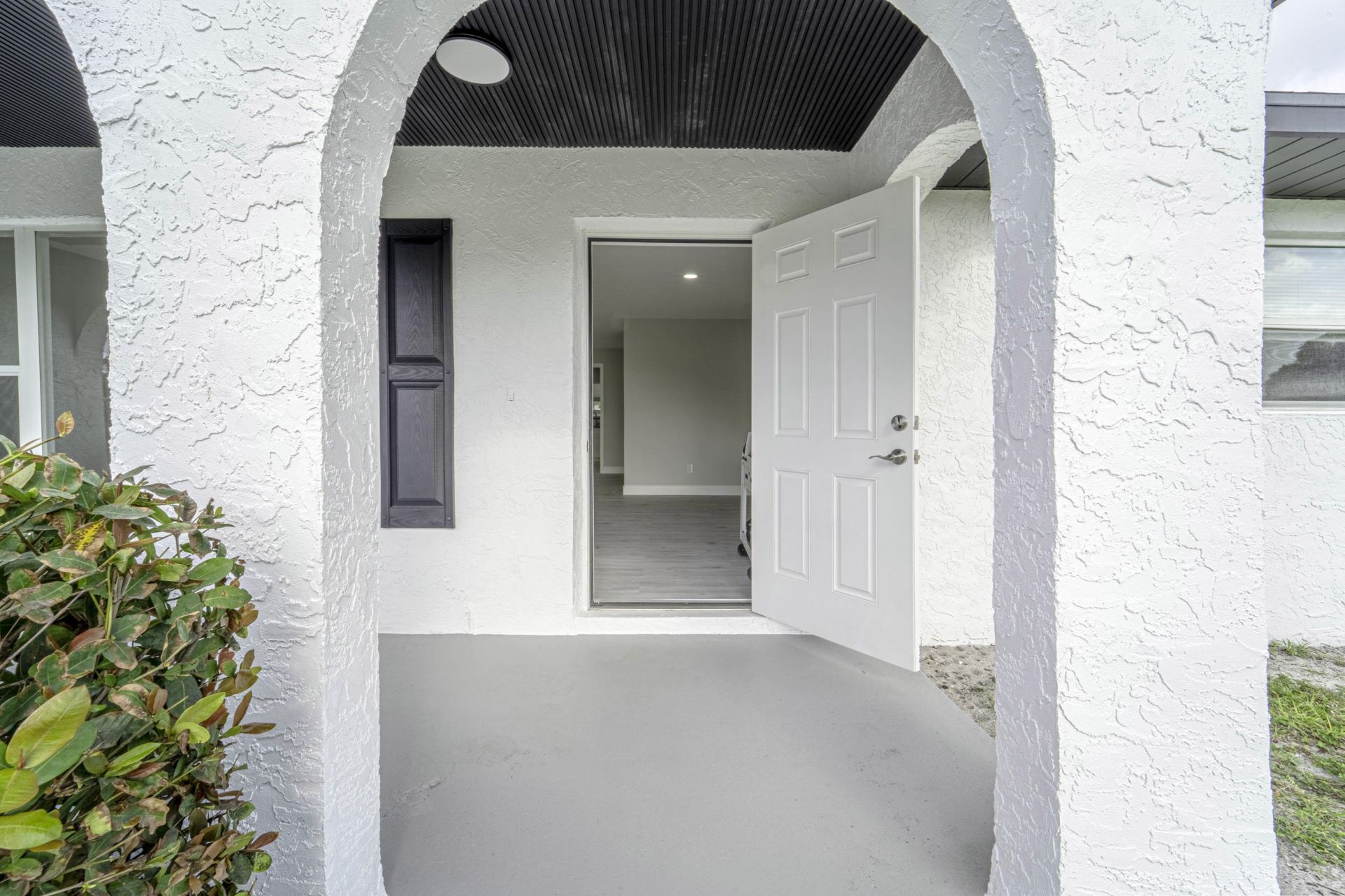 2538 SE Price Court, Port Saint Lucie, FL 34984 Photo