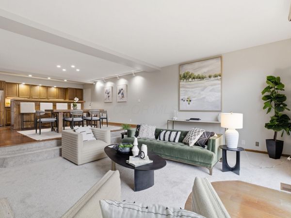 623 Franklin Avenue, Columbus, OH 43215