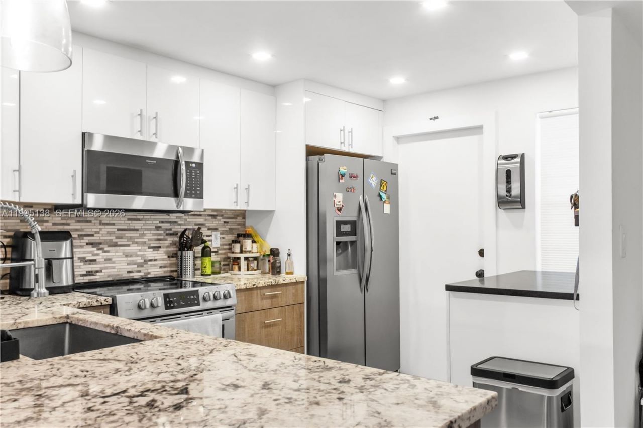 3010 N Course Dr, Unit 104, Pompano Beach, FL 33069 Photo