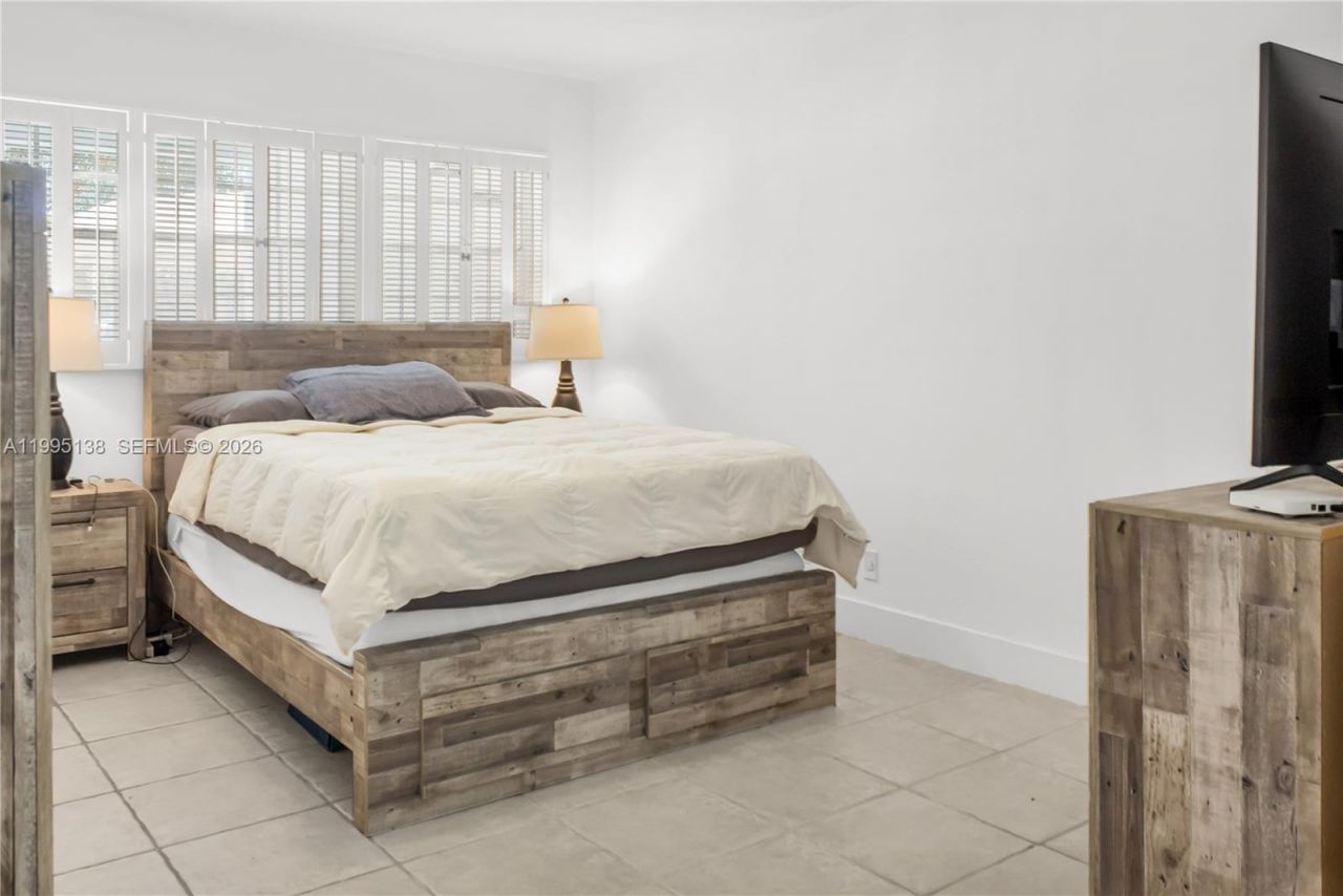 3010 N Course Dr, Unit 104, Pompano Beach, FL 33069 Photo