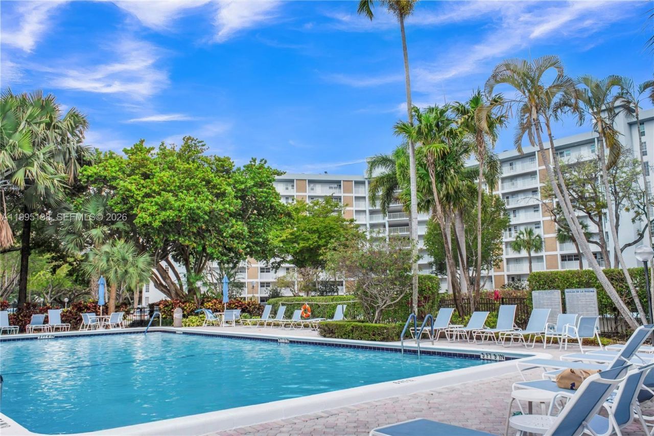3010 N Course Dr, Unit 104, Pompano Beach, FL 33069 Photo