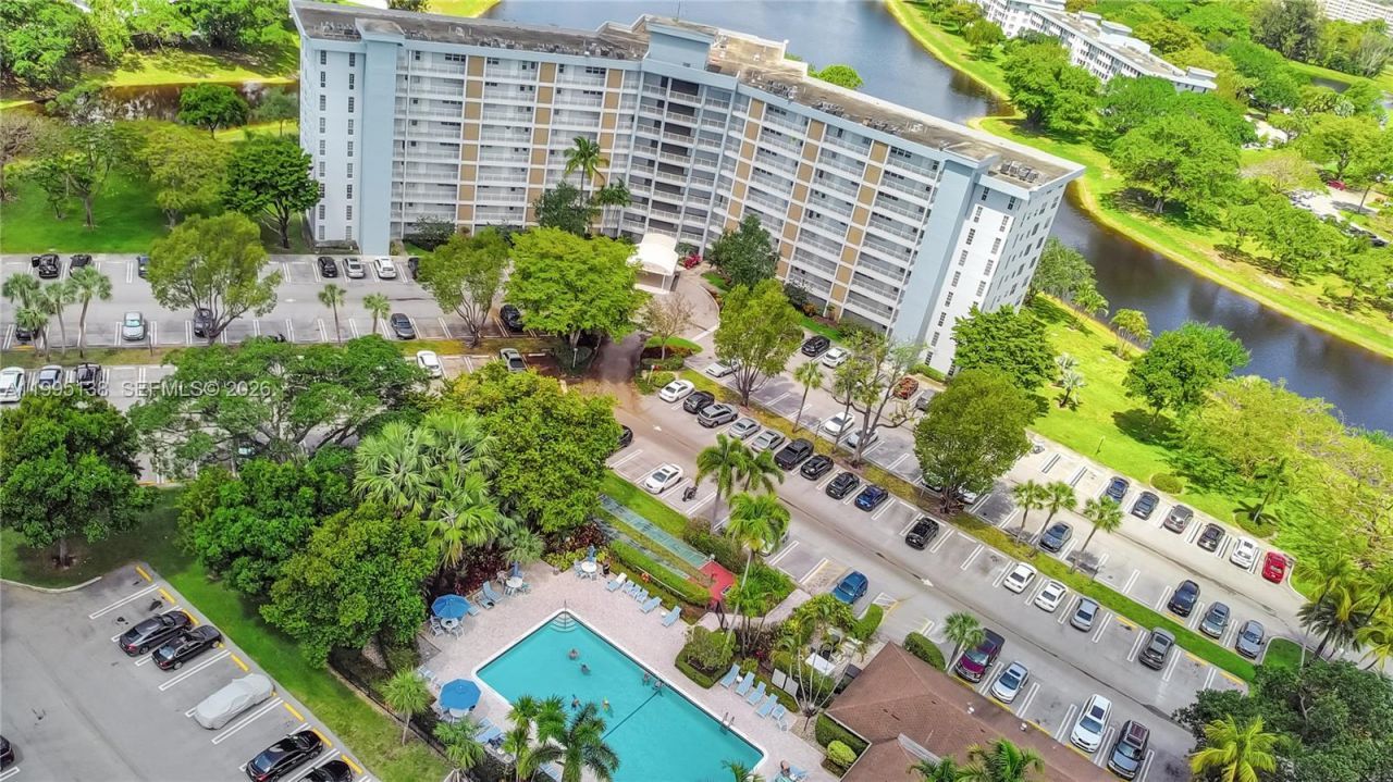 3010 N Course Dr, Unit 104, Pompano Beach, FL 33069 Photo