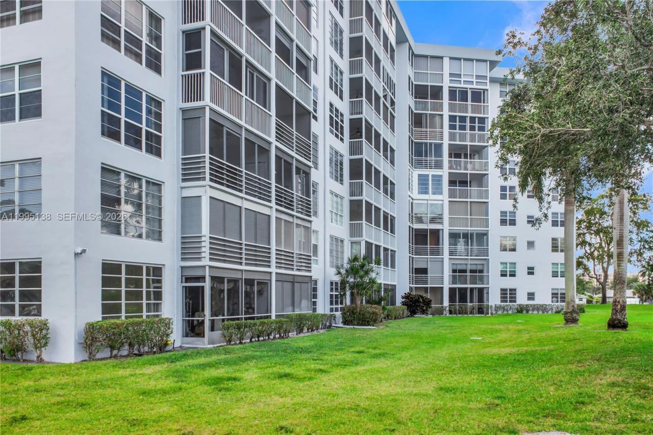 3010 N Course Dr, Unit 104, Pompano Beach, FL 33069 Photo