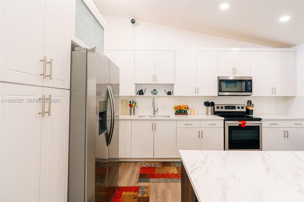 920 NW 84th St, Miami, FL 33150 Photo