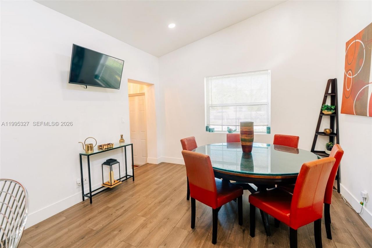 920 NW 84th St, Miami, FL 33150 Photo