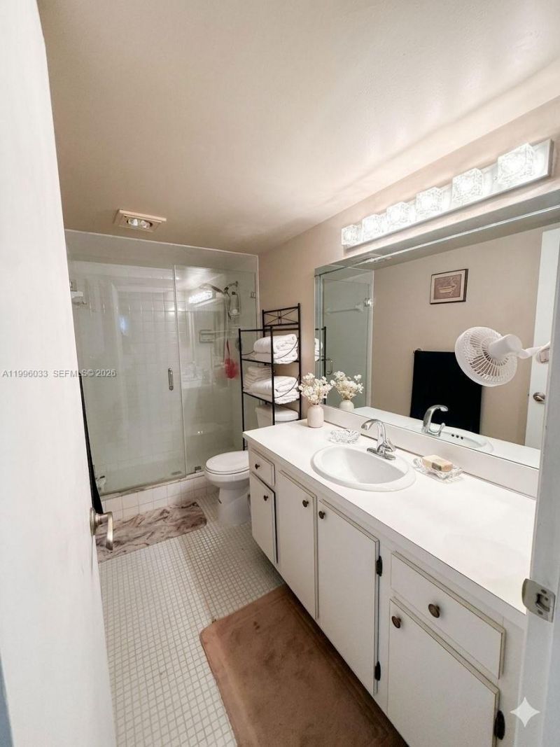 5550 NW 44th St 5550 NW 44th St, Unit 418B, Lauderhill, FL 33319 Photo