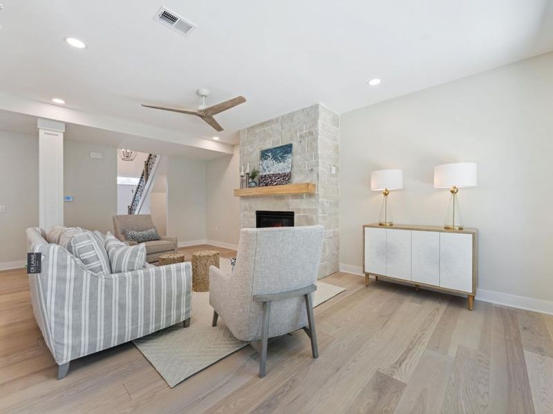 35 N Beach Street, Port Clinton, OH 43452 Photo 9