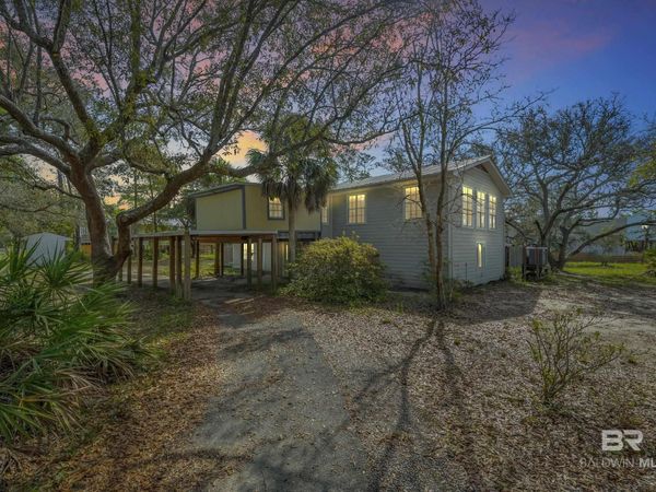 30758 Pine Street, Elberta, AL 36530