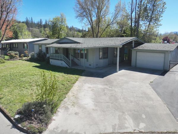 401 Bayard Drive, Grants Pass, OR 97527