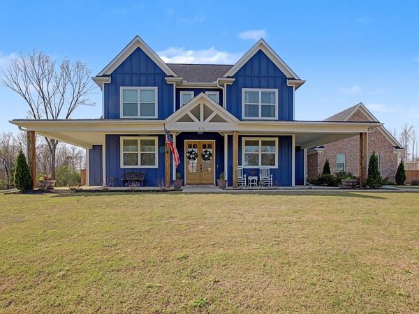 2711 TURKEY CREEK DR, Olive Branch, MS 38654