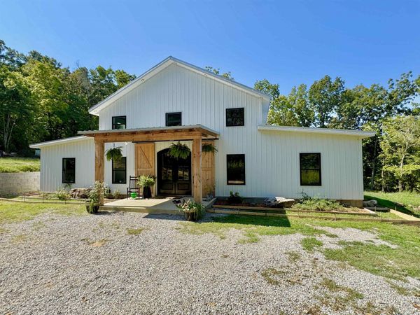 5795 Iron Mountain Road, Mountain View, AR 72560