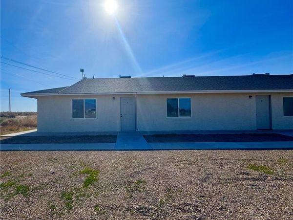 2081 S Dandelion Street , Unit 4, Pahrump, NV 89048