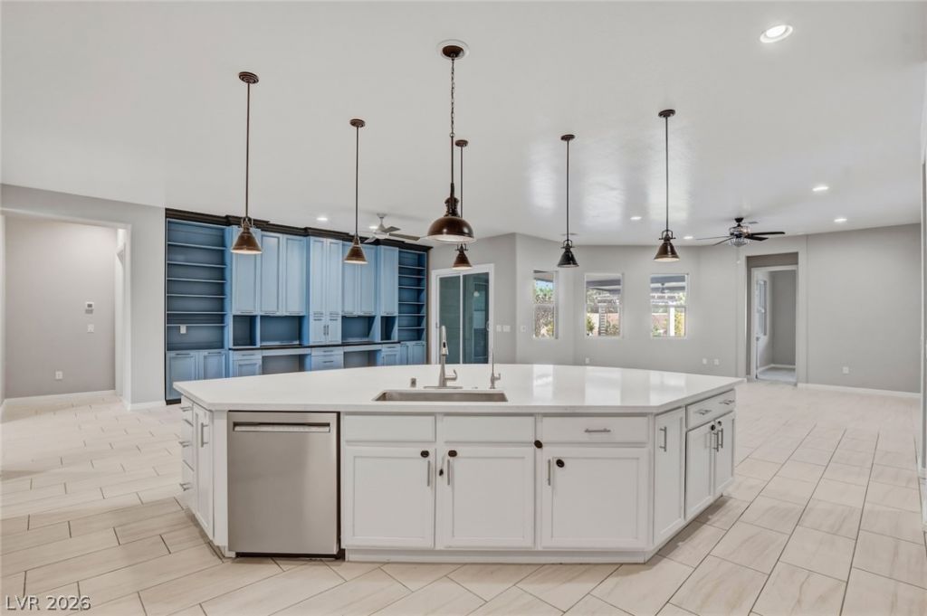 7084 Appaloosa Ridge Street, Las Vegas, NV 89131 Main Photo