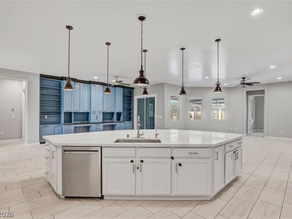 7084 Appaloosa Ridge Street, Las Vegas, NV 89131