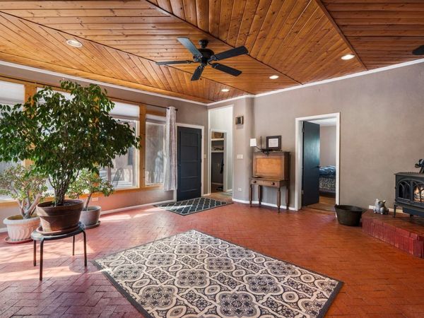 479 County Road 84 , Santa Fe, NM 87506