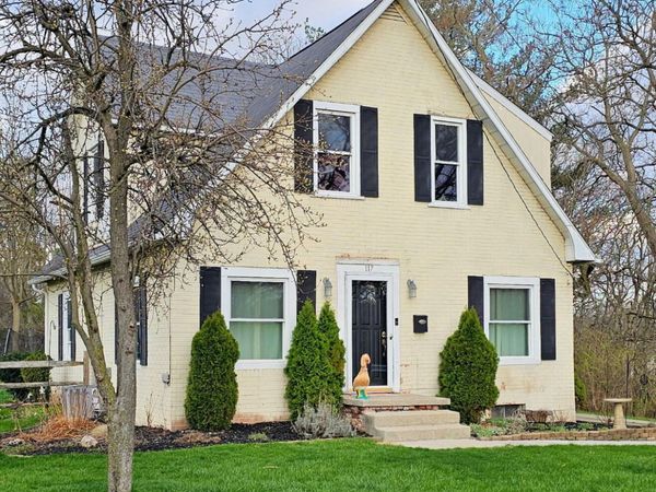 117 Central Avenue, Rossford, OH 43460