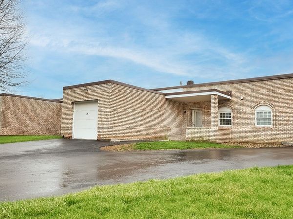 2750 Iowa Drive, Unit 14, Lower Burrell, PA 15068