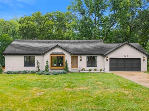 2019 W 81 st Terrace, Leawood, KS 66206
