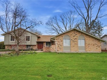 5120 Marshall Road, Centerville, OH 45429