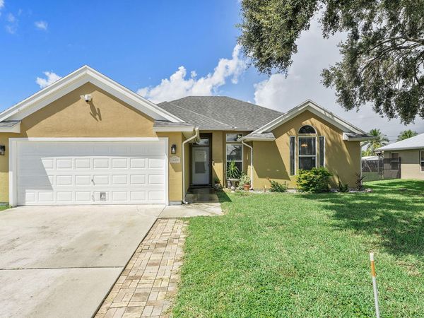 1622 SW Realty Street, Port St. Lucie, FL 34987