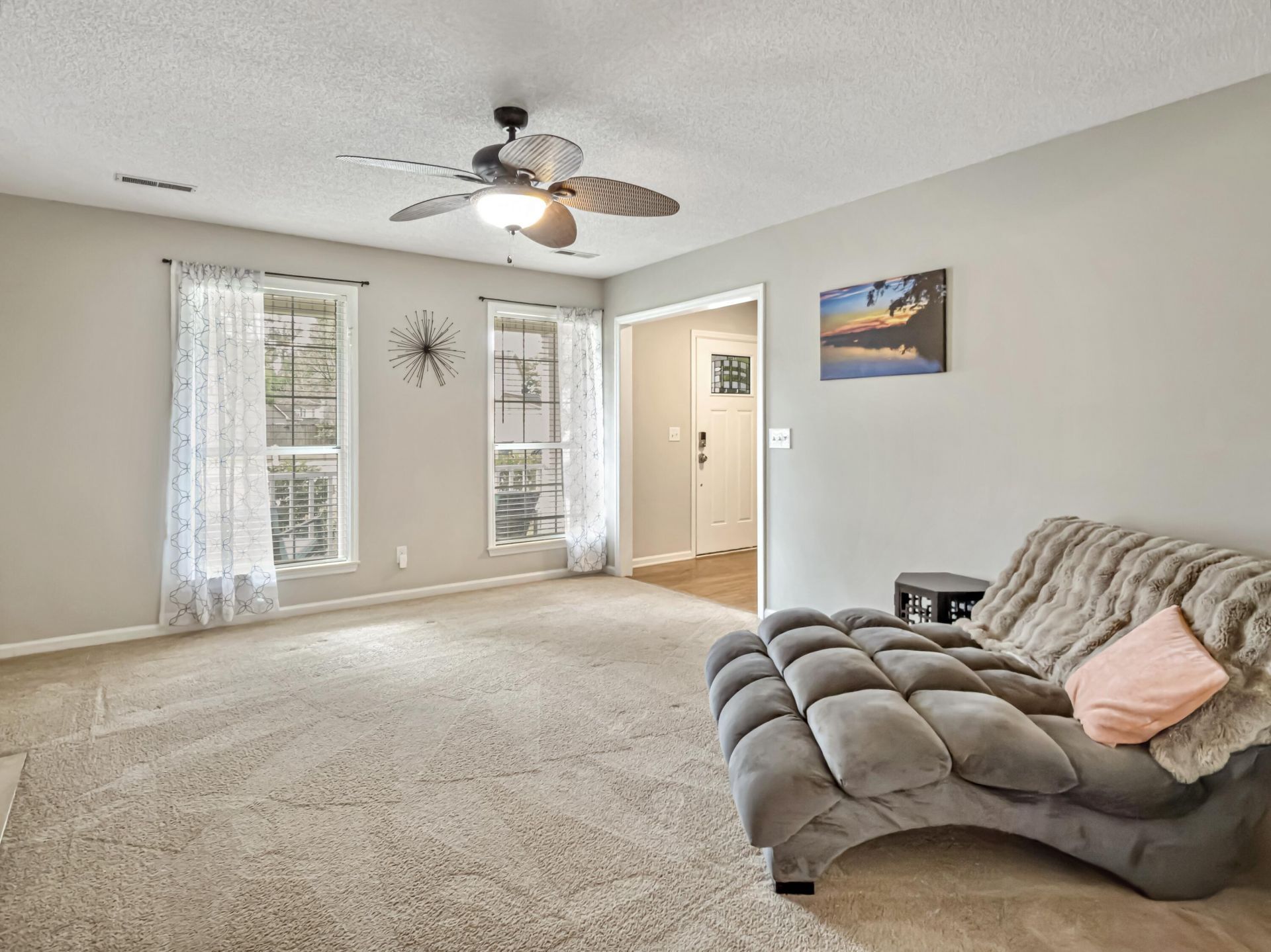 8612 Lindenwood Circle Photo 10