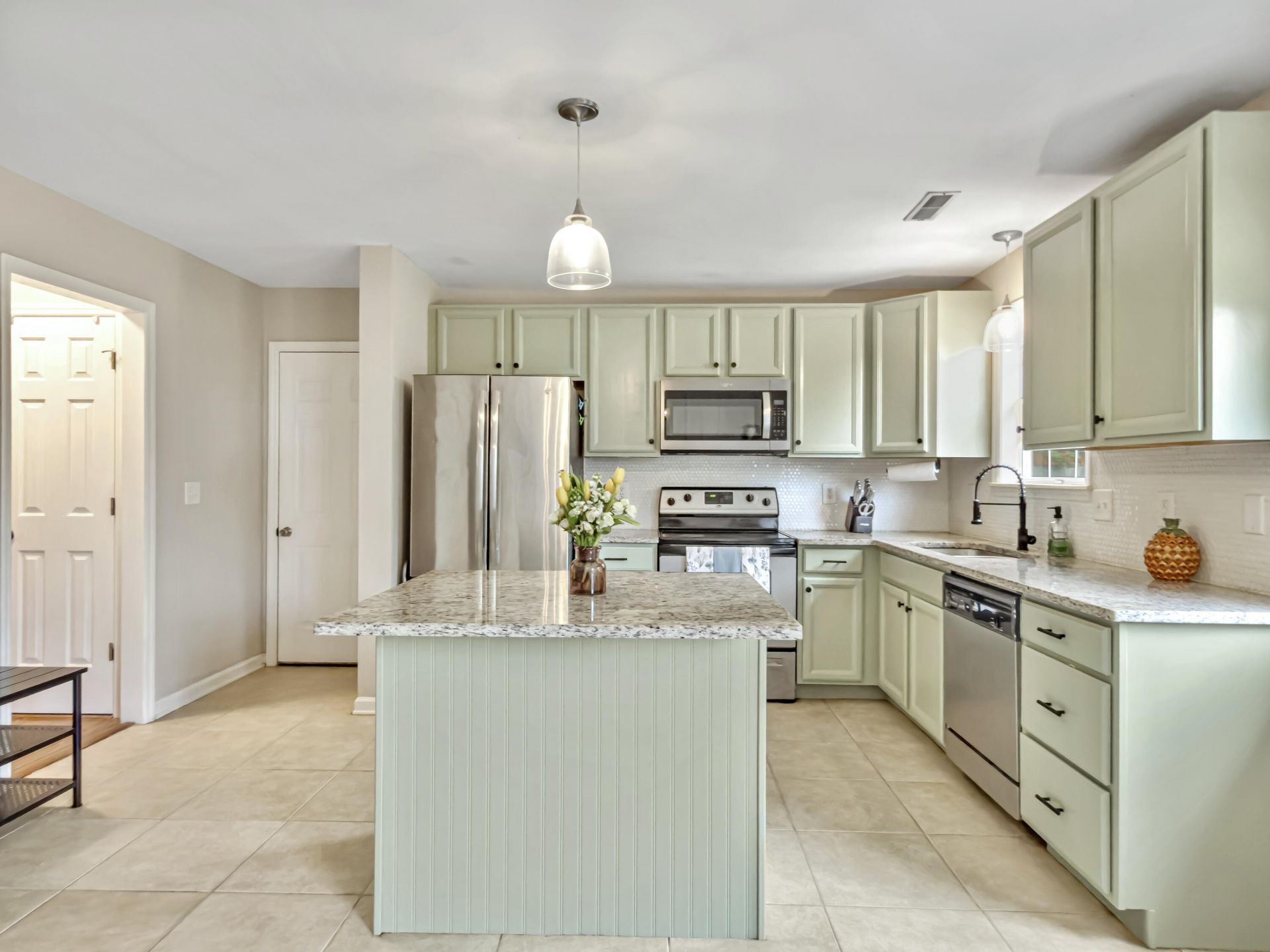 8612 Lindenwood Circle Photo 15