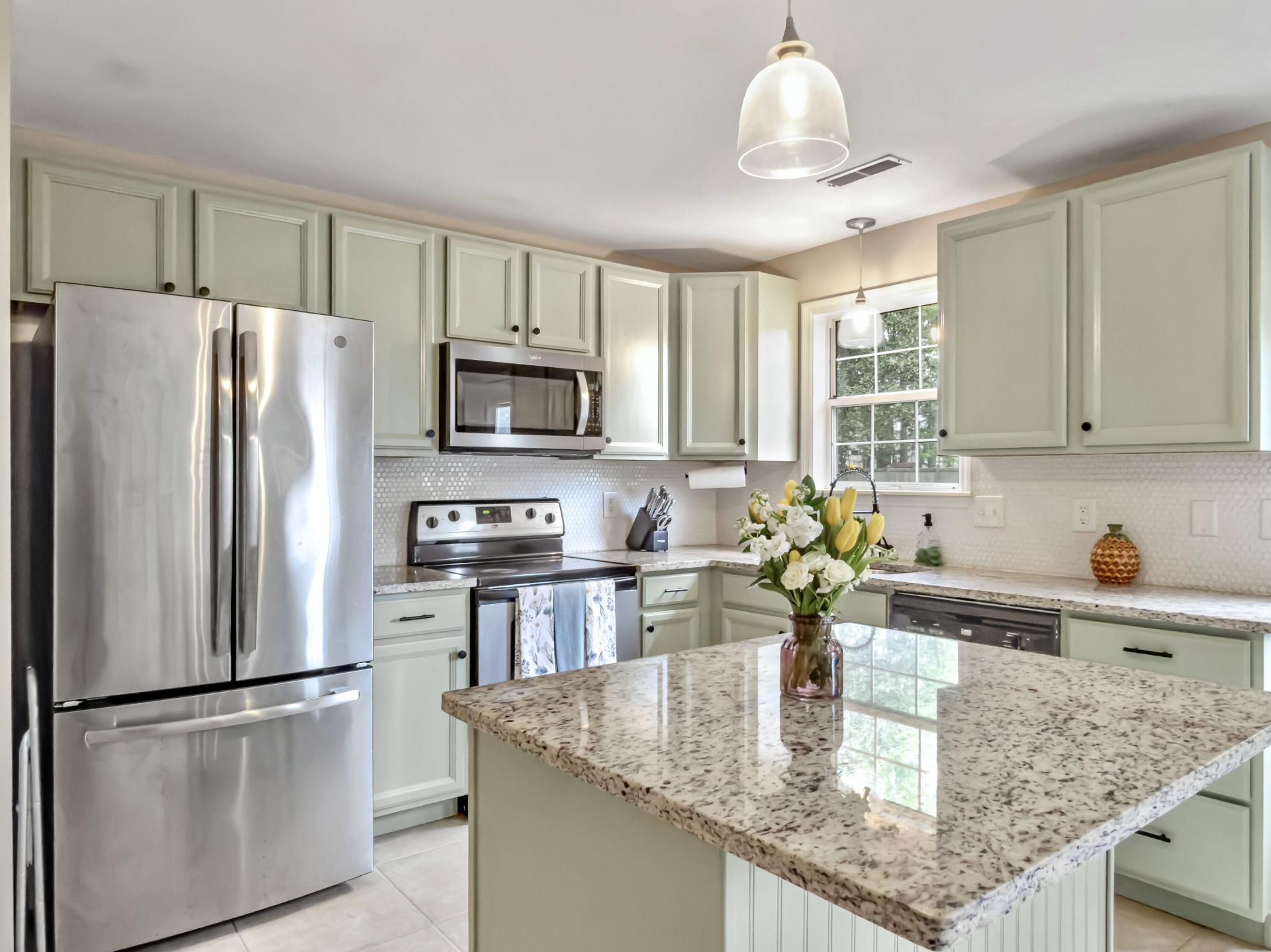 8612 Lindenwood Circle Photo 17