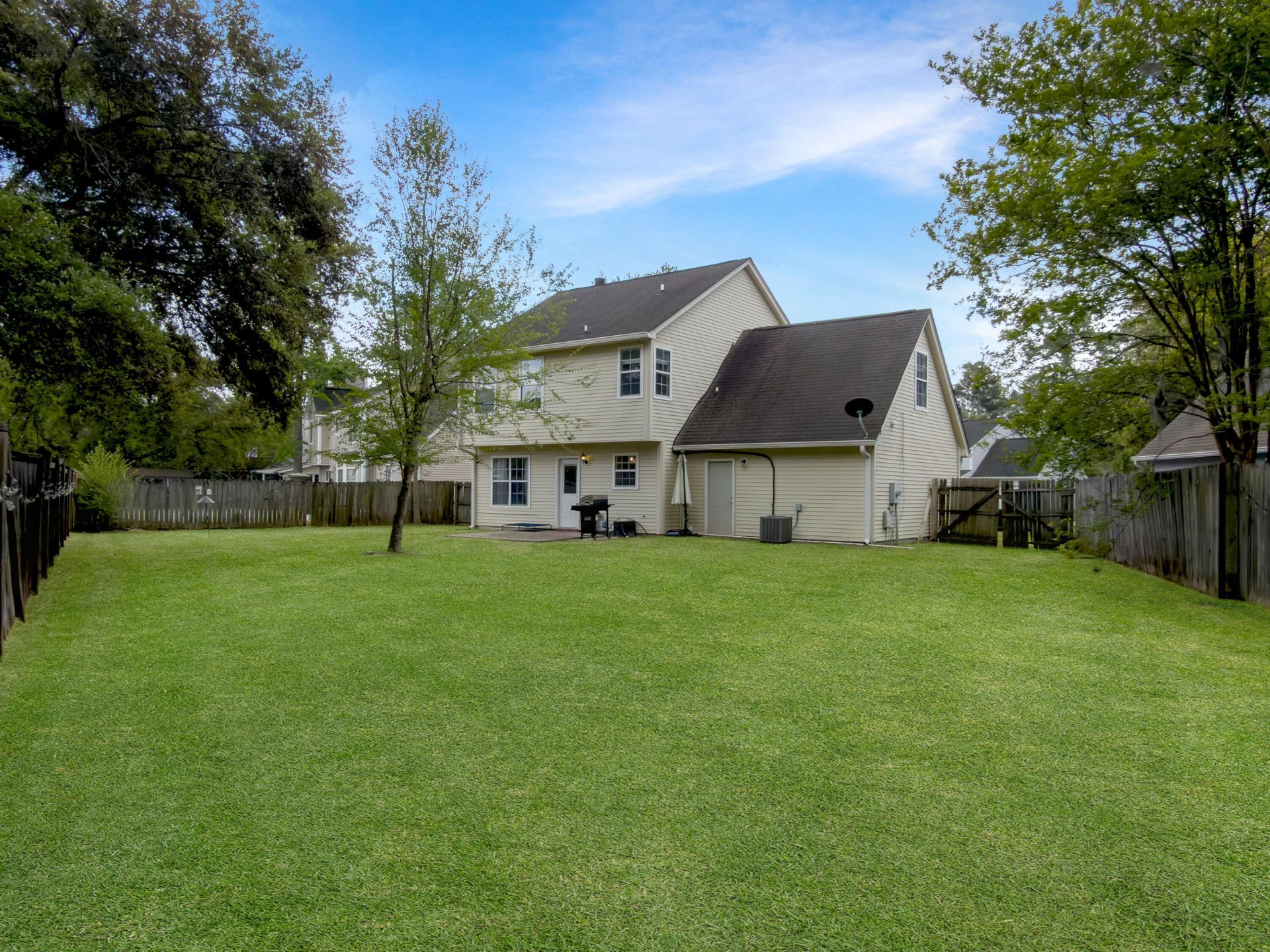 8612 Lindenwood Circle Photo 33