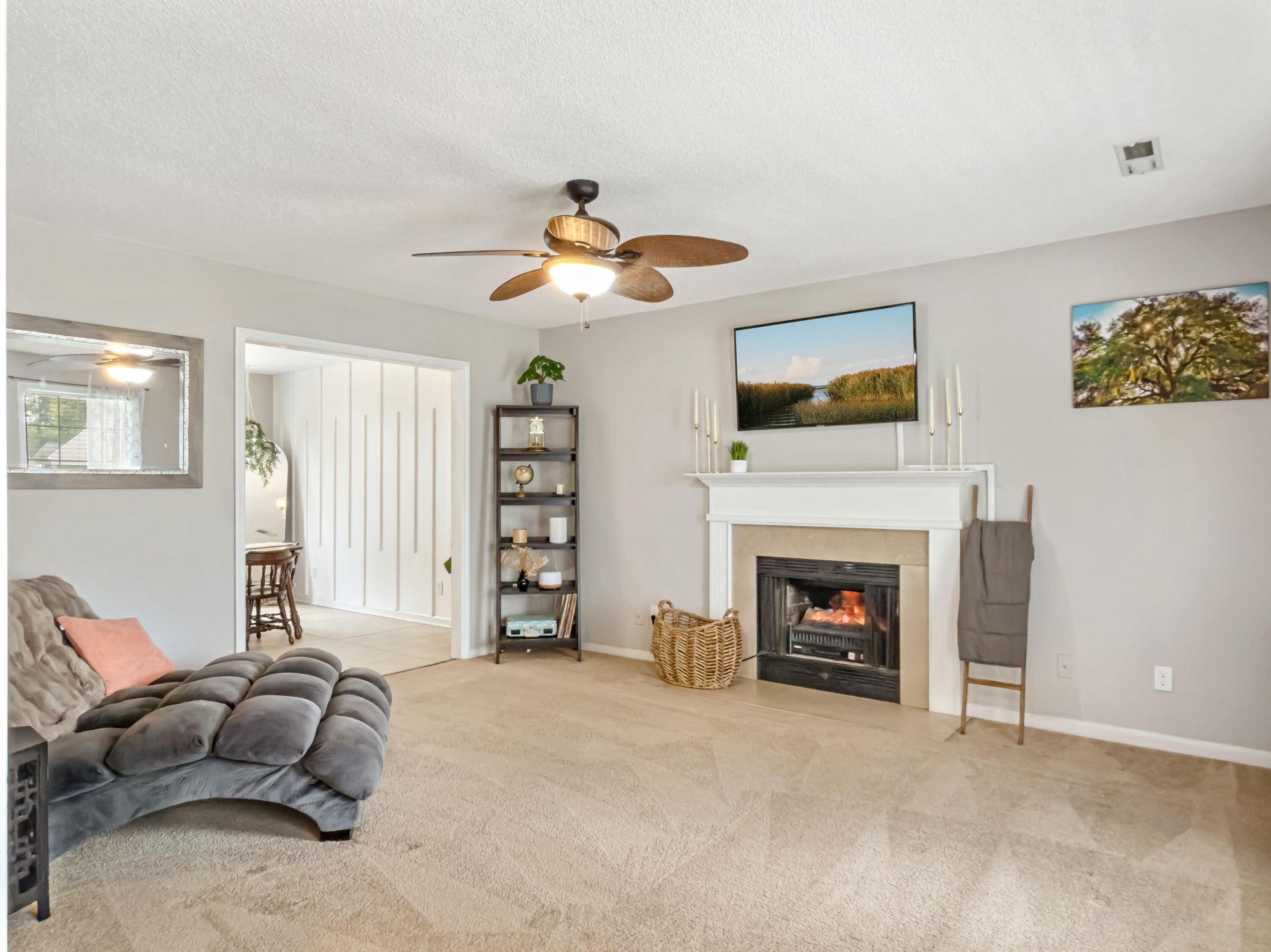 8612 Lindenwood Circle Photo 5