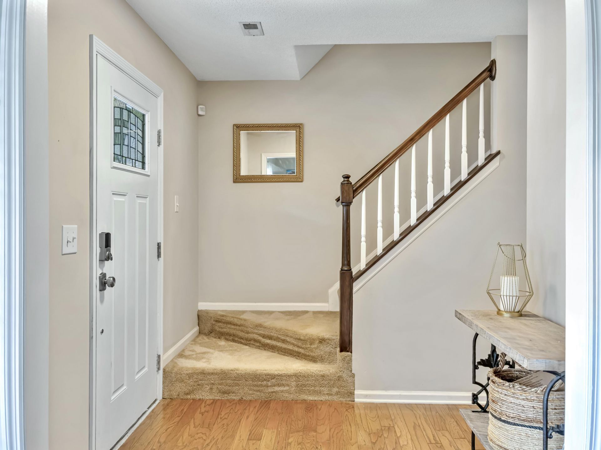 8612 Lindenwood Circle Photo 7