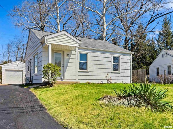 5002 GLEN ELM Drive, Peoria Heights, IL 61616