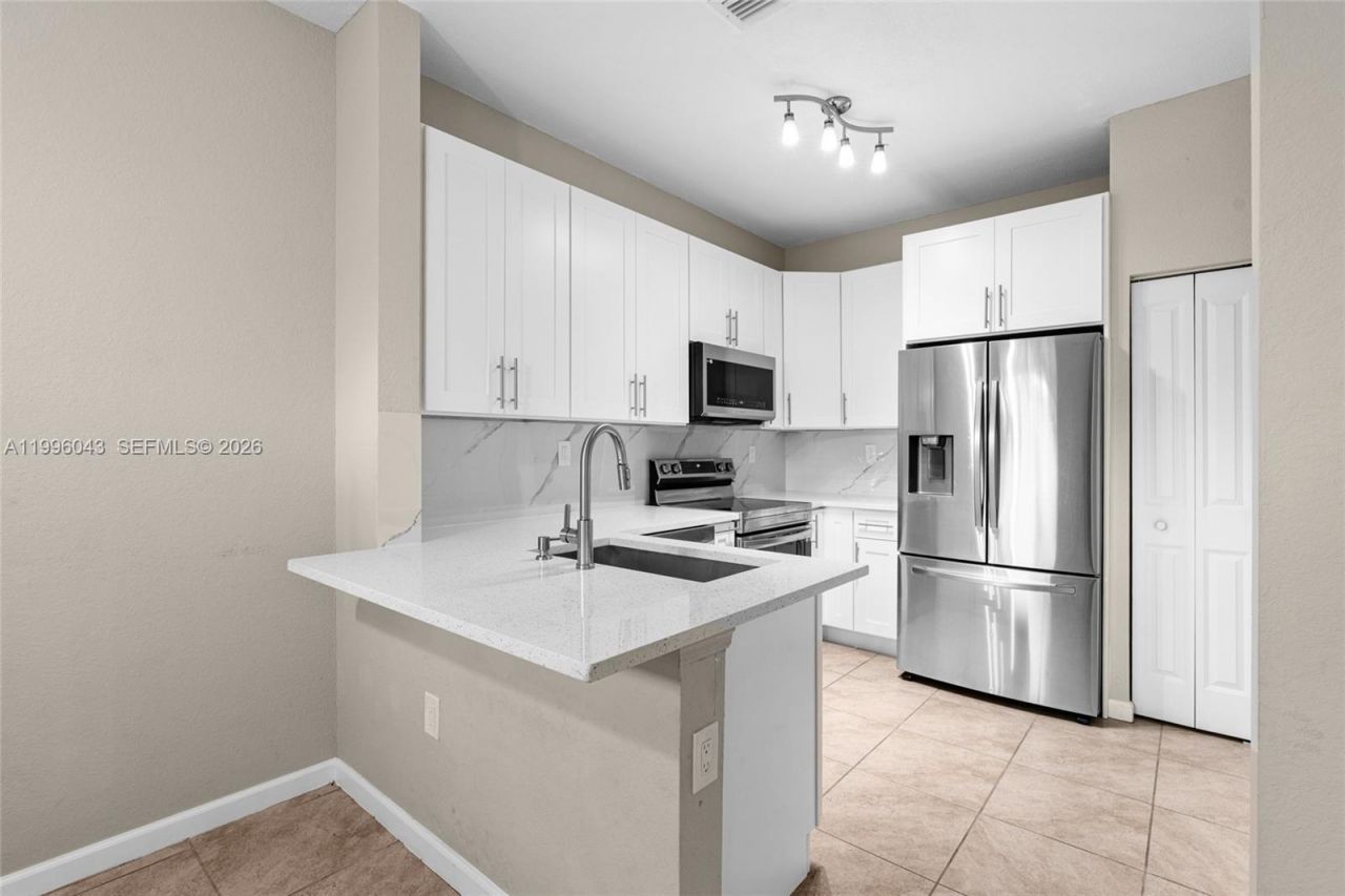 3540 NW 30th Pl, Lauderdale Lakes, FL 33311 Photo