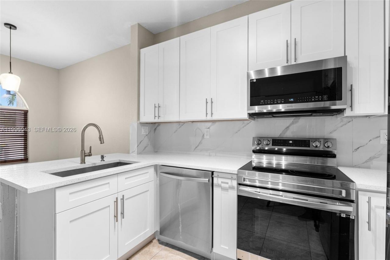 3540 NW 30th Pl, Lauderdale Lakes, FL 33311 Photo