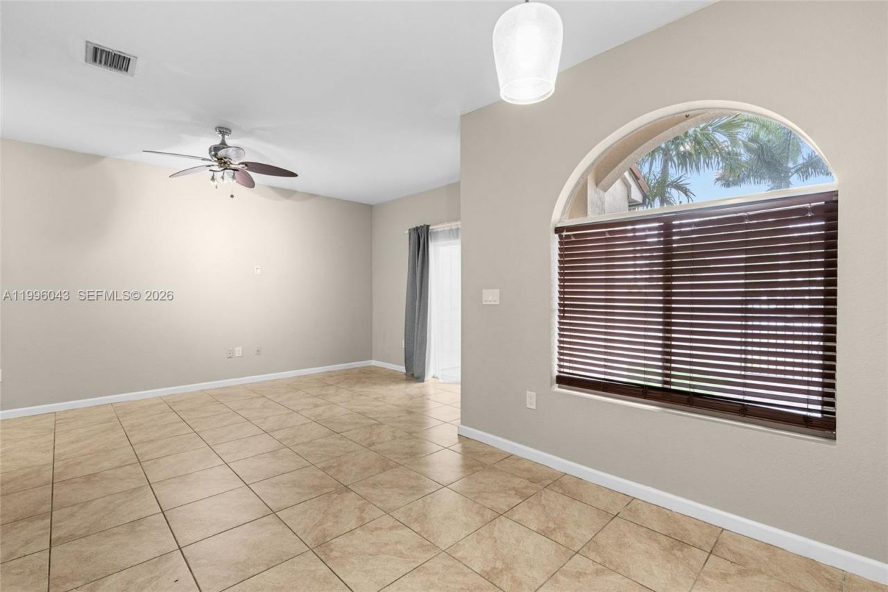 3540 NW 30th Pl, Lauderdale Lakes, FL 33311 Photo