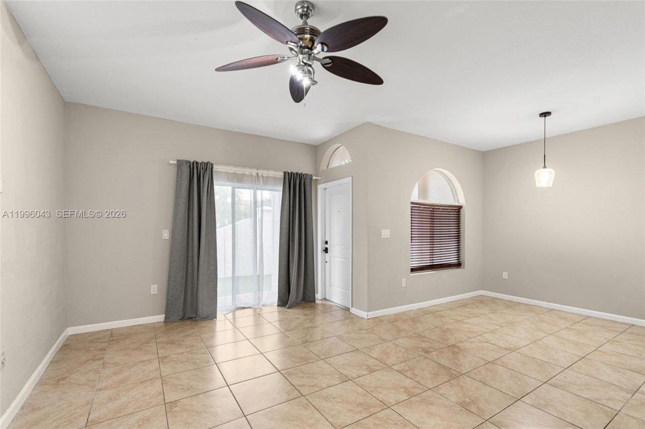 3540 NW 30th Pl, Lauderdale Lakes, FL 33311 Photo