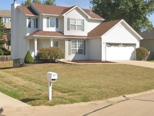 431 Peregrine Court, Winfield, MO 63389
