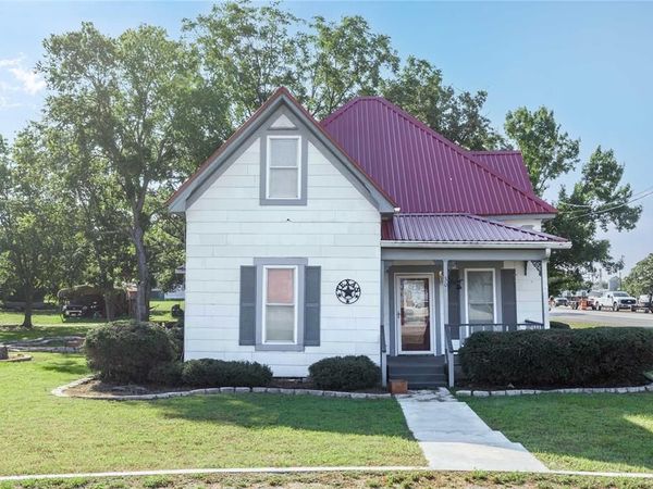 302 N Winkler Street, Gorman, TX 76454