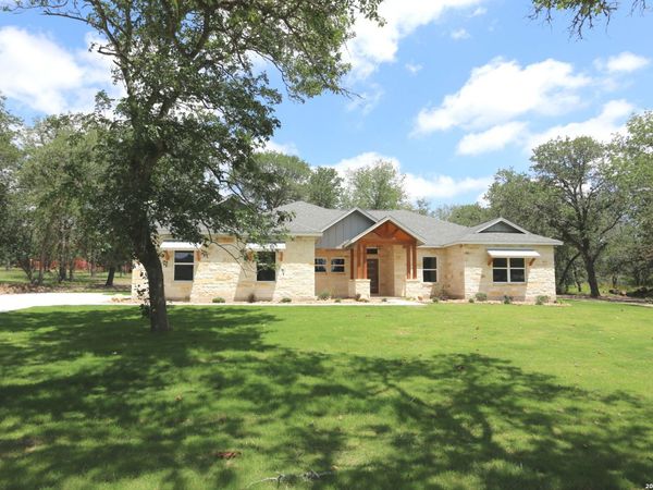 200 Cibolo Way, La Vernia, TX 78121