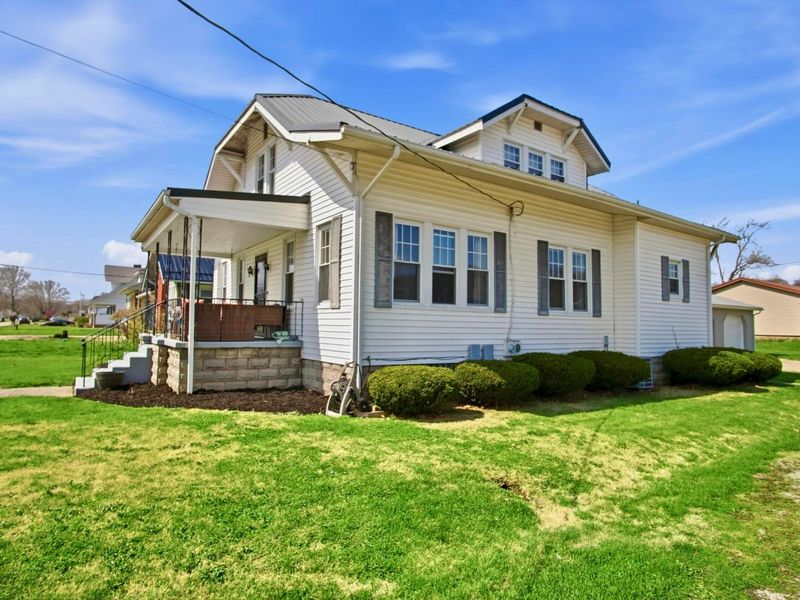 293 Elm Street , Duncan Falls, OH 43734 Photo 3