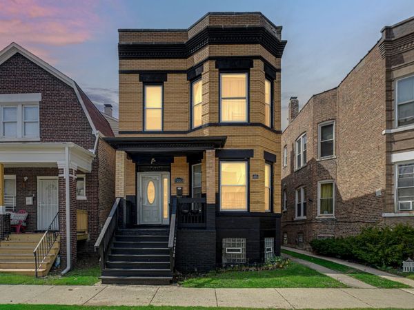 7222 S Rhodes Avenue , Chicago, IL 60619