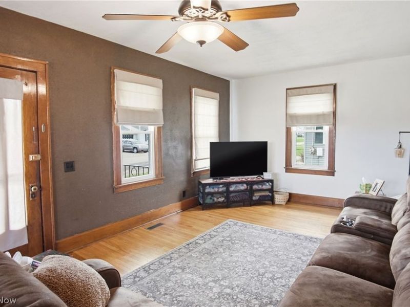 293 Elm Street, Duncan Falls, OH 43734 Photo 11