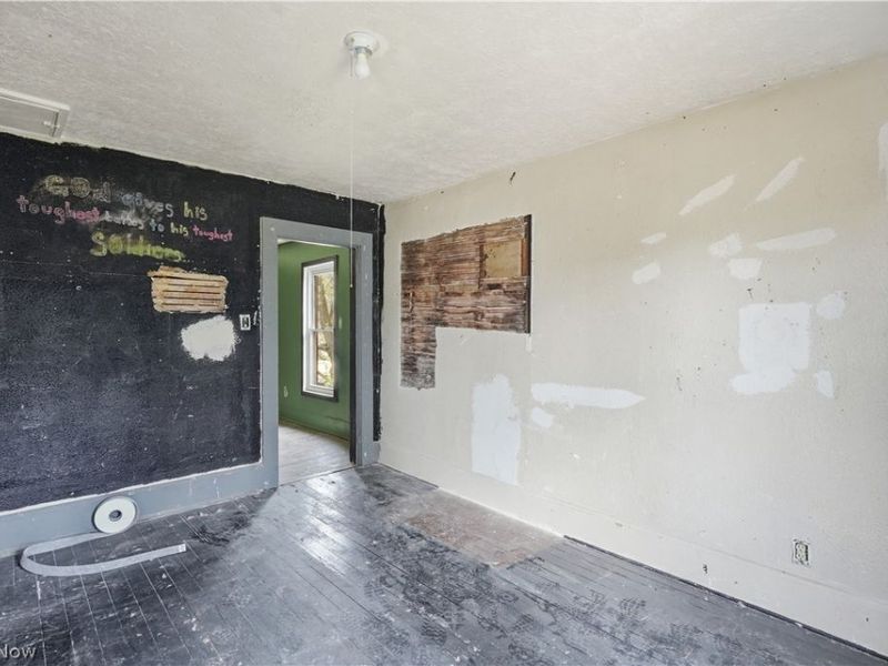 820 Brown Street, Akron, OH 44311 Photo 6