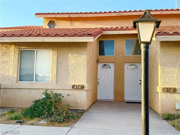 452 Comstock Street , Pahrump, NV 89048