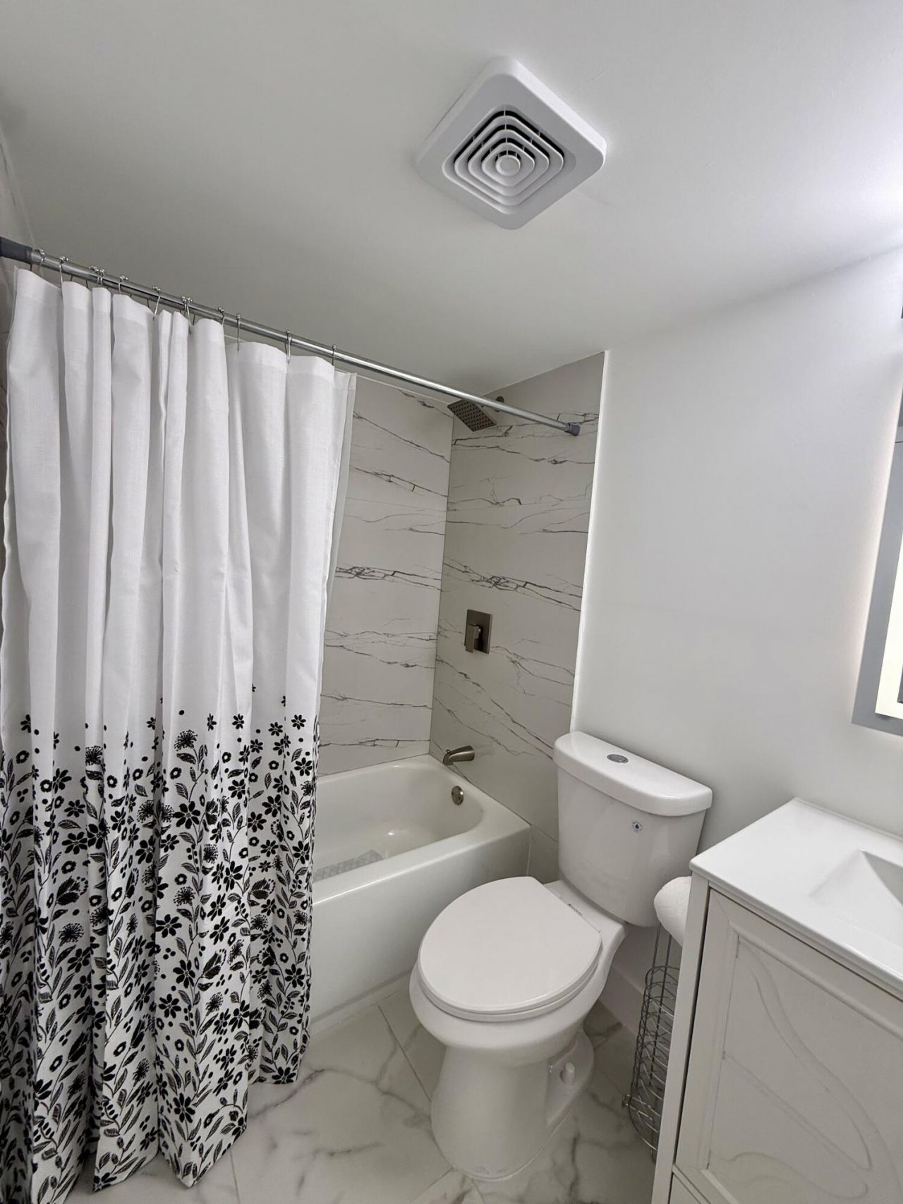 384 Fanshaw J, Boca Raton, FL 33434 Photo