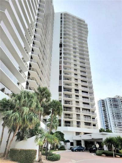 20281 E Country Club Drive E, Unit 503, Aventura, FL 33180 Photo
