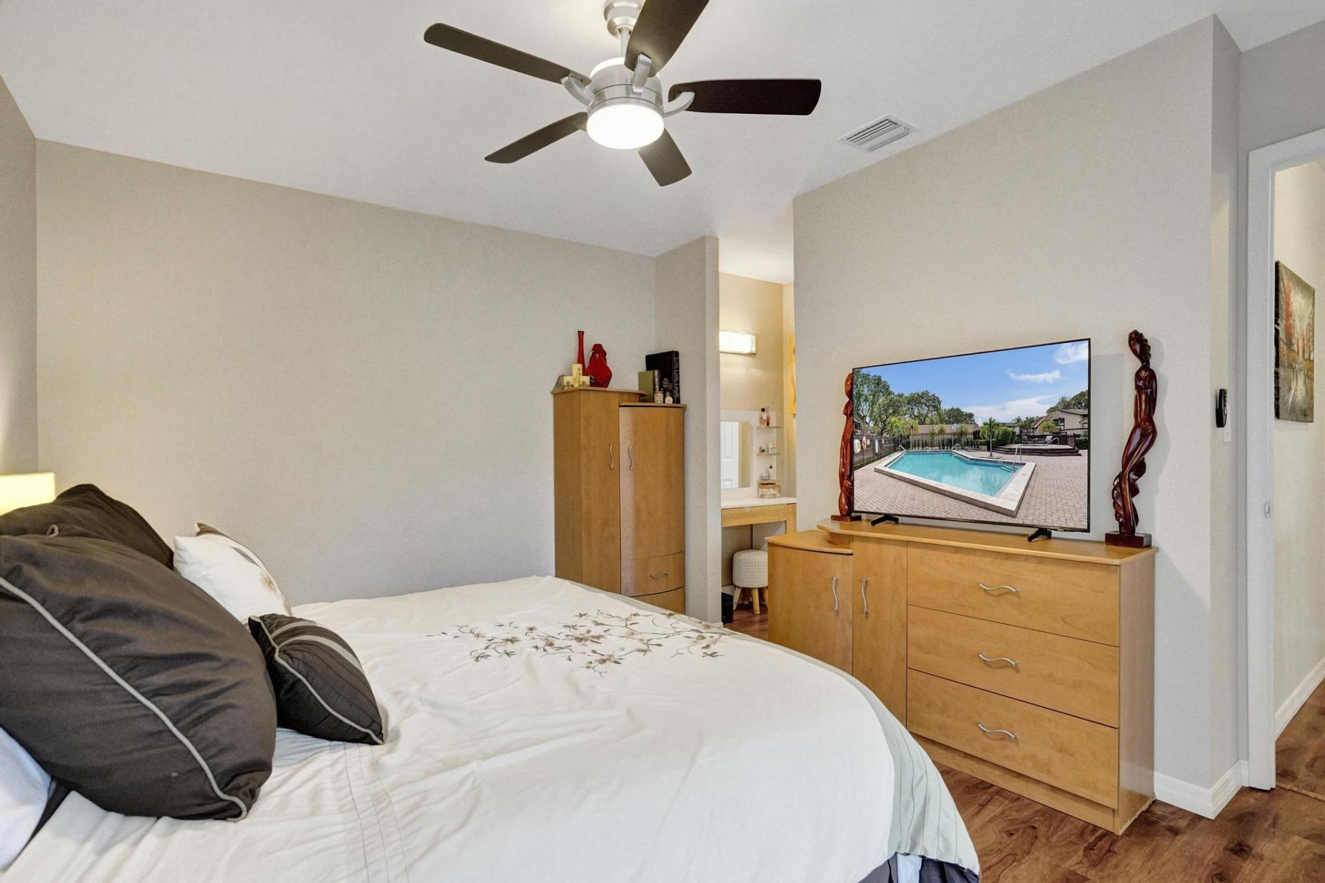 2321 Bayberry Drive, Pembroke Pines, FL 33024 Photo