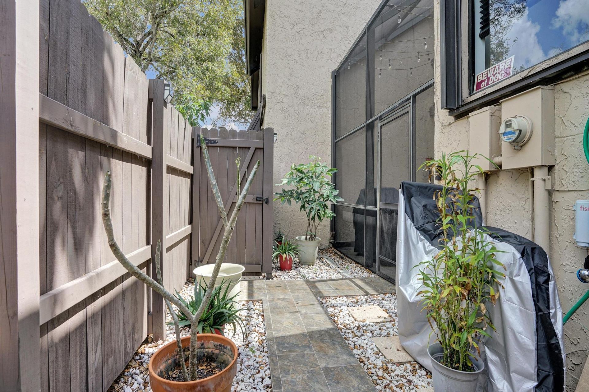 2321 Bayberry Drive, Pembroke Pines, FL 33024 Photo