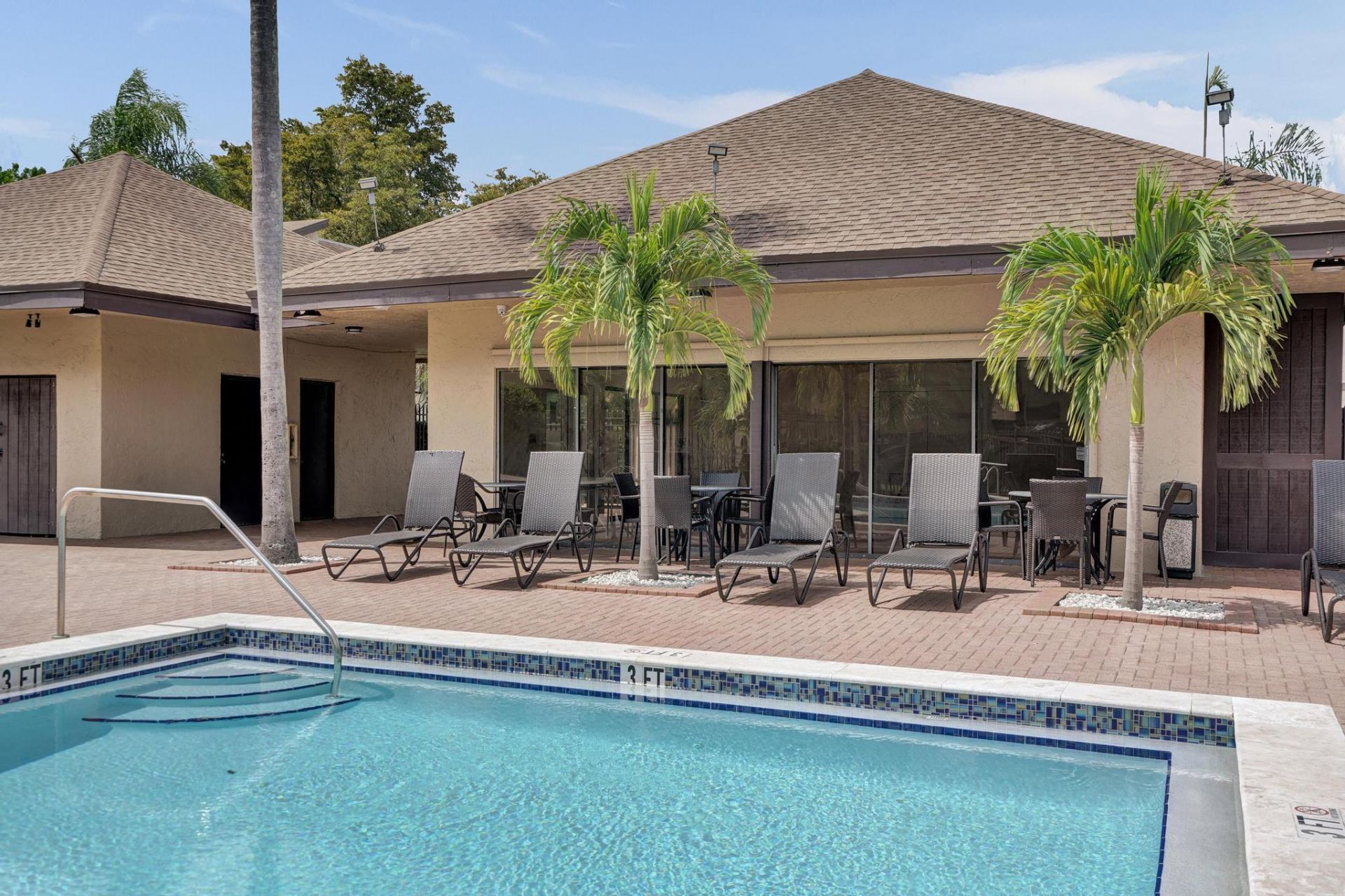 2321 Bayberry Drive, Pembroke Pines, FL 33024 Photo